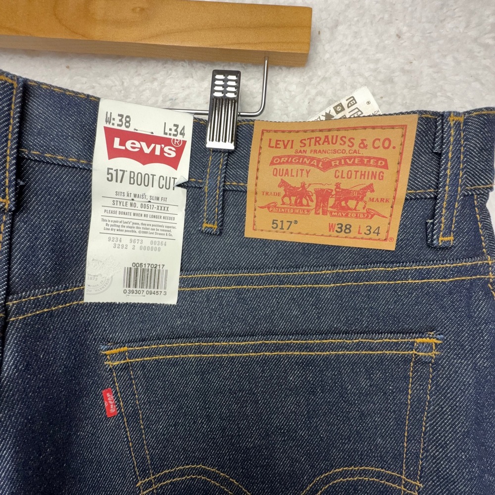 Levis 517 Bootcut Slim Fit Jeans Mens 38x34 Dark Wash Indigo Denim 00517-0217